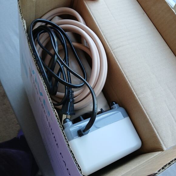 MedAir Eco Powered Pressure Reducing Air Mattress new with used electric pump - Picture 14 of 15